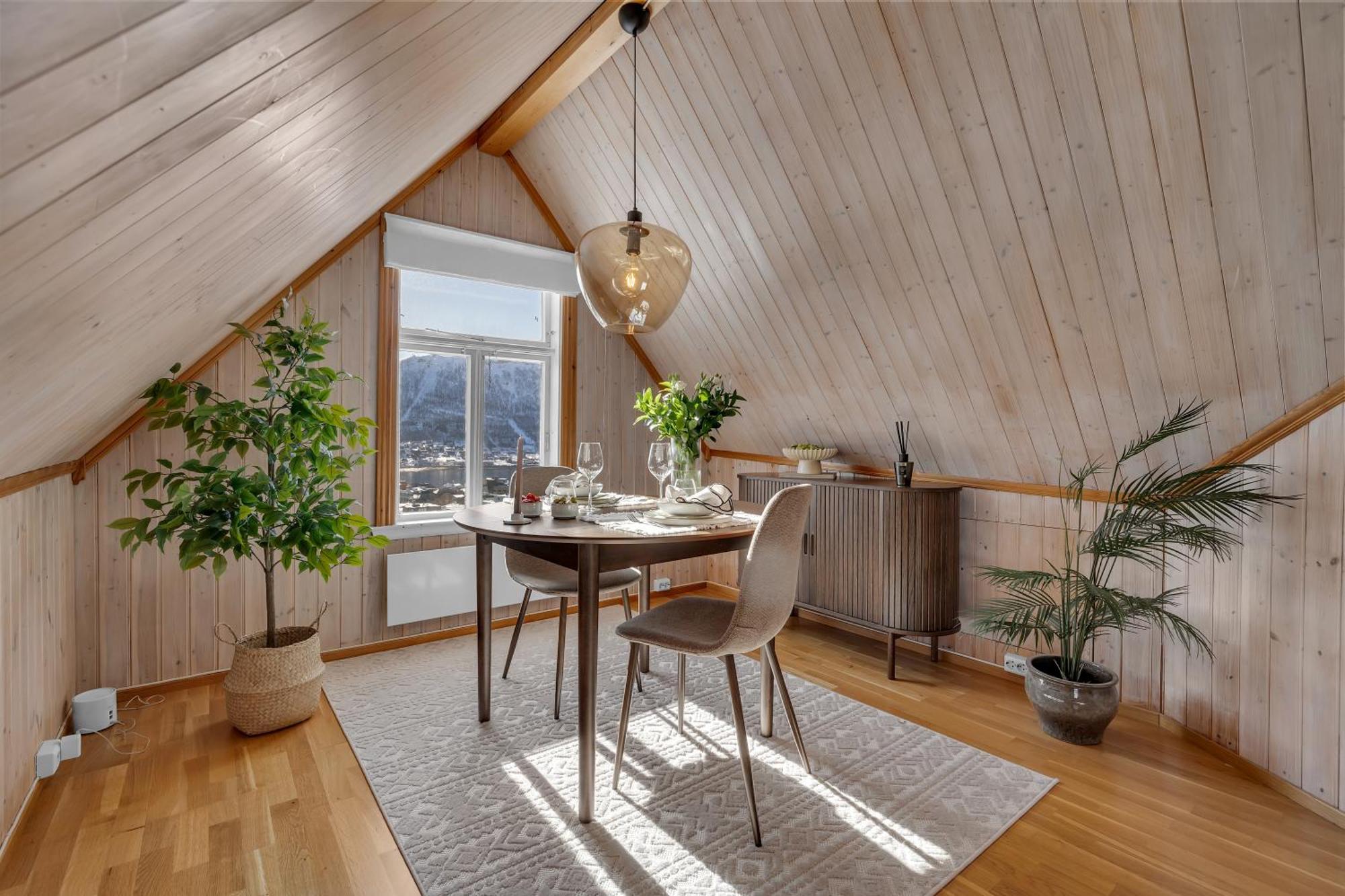 Cozy Central Loft Apartment With Amazing View Tromsø Exterior foto